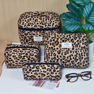 Cross-border Japanese Large-capacity Cosmetic Bag Fabric Striped Wave Dot Bag Portable Storage Quilted Cotton Bag Handbag