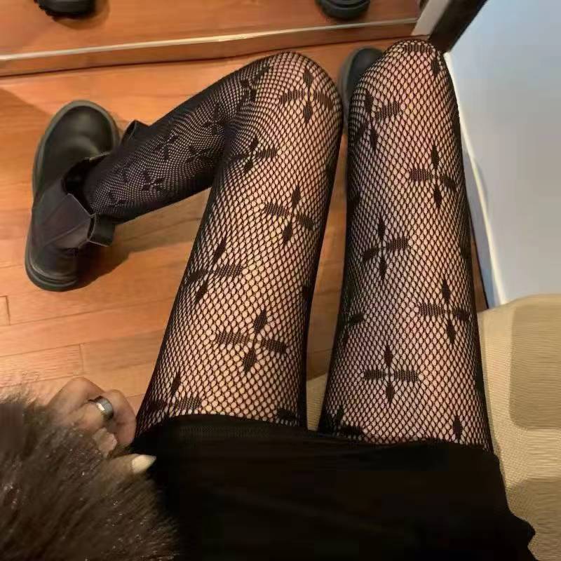 Floral Lolita Stockings for Women Spring/Summer Hollow Fishnet Stockings Anti-Snag Lace Pantyhose Black Silk Light Compression Beautiful Legs