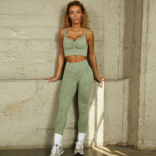 Autumn and Winter Hot Six seamless plus size sand wash yoga top pants moisture wicking sports outer wear fitness pants suit