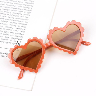 New children's love sunglasses boys and girls baby UV protection sunglasses cute girl heart children glasses factory