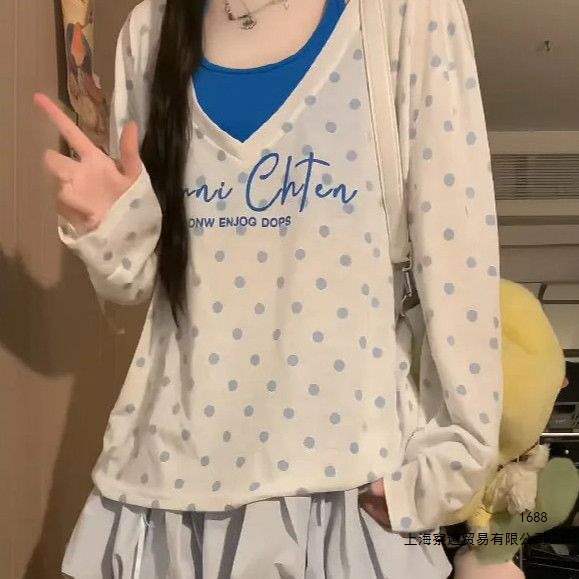 Summer New Polka Dot Long-Sleeve Sun Protection Shirt for Women, Fashionable Dopamine T-Shirt Top with Halter Neck and Strap Two-Piece Set