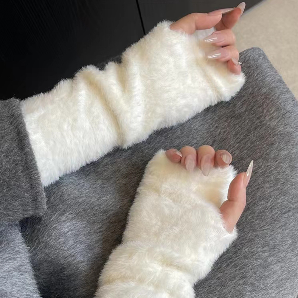 Plush Half-Finger Gloves for Women, Versatile, Warm, Fleece-Lined, Autumn and Winter Arm Warmers, Japanese Style Long Sleeve Fingerless Furry Gloves