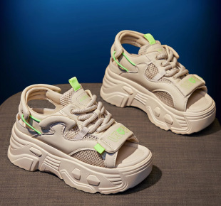 Beach Sandals Women's 2024 Summer New Style Breathable Hollow-out Soft-soled Sports Sandals All-match Thick-soled Height-increasing Women's Shoes