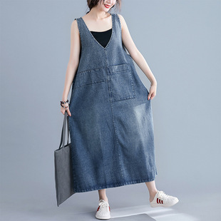 2021 Retro New Strap Dress Women's Mid-length A Version Solid Color V-neck Artistic Large Size Fat MM Factory Price