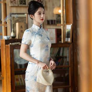 2025 весна и лето новый элегантный простой cheongsam китайский стиль улучшенная версия ретро китайская девушка ежедневный cheongsam