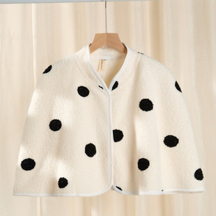 Autumn and Winter Postpartum Shoulder Cape for Sleeping, Breastfeeding, Maternity, Postpartum Warmth, Shoulder and Neck Protection Small Shawl