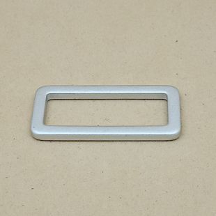 Factory supply inner diameter 32mm aviation aluminum square buckle metal backpack bag 1 inch 2 waist buckle oxidation fog White