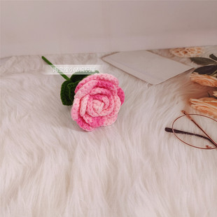 Hand-Knitted Knitted Rose Finished Wool Flower Bouquet Valentine's Day Women's Day Gift for Employees