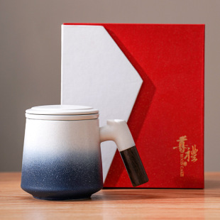 Ceramic mug with lid tea separation office Cup personal tea cup filter tea cup Company logo