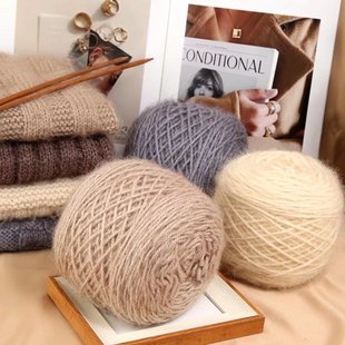 Squirrel fluff line large group of bright silk thread hand-woven medium thick mohair scarf hat shawl factory wholesale direct sales