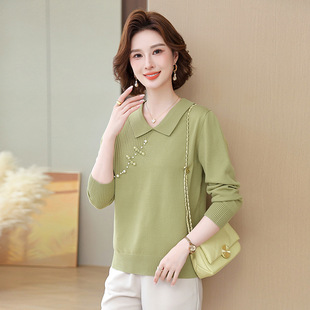 Mom Autumn New Style Western Style Knitted Bottoming Shirt Middle-aged and Old Women's Spring and Autumn Fashion Lapel National Style Buckle Top