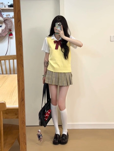 Small apricot medium/original school supply sense jk plaid skirt A- shaped skirt women's basic shirt knitted vest plaid skirt set