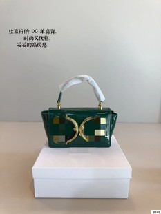 High-end Banquet Chain Women's Bag Winter Fresh Nappa Leather Single Shoulder Crossbody Bag Light Luxury D & Retro Small Square Bag
