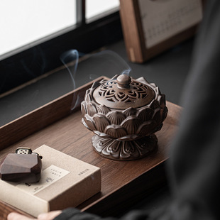 Ceramic incense burner sandalwood household Lotus desktop ornaments lotus incense burner creative incense burner incense way wholesale generation
