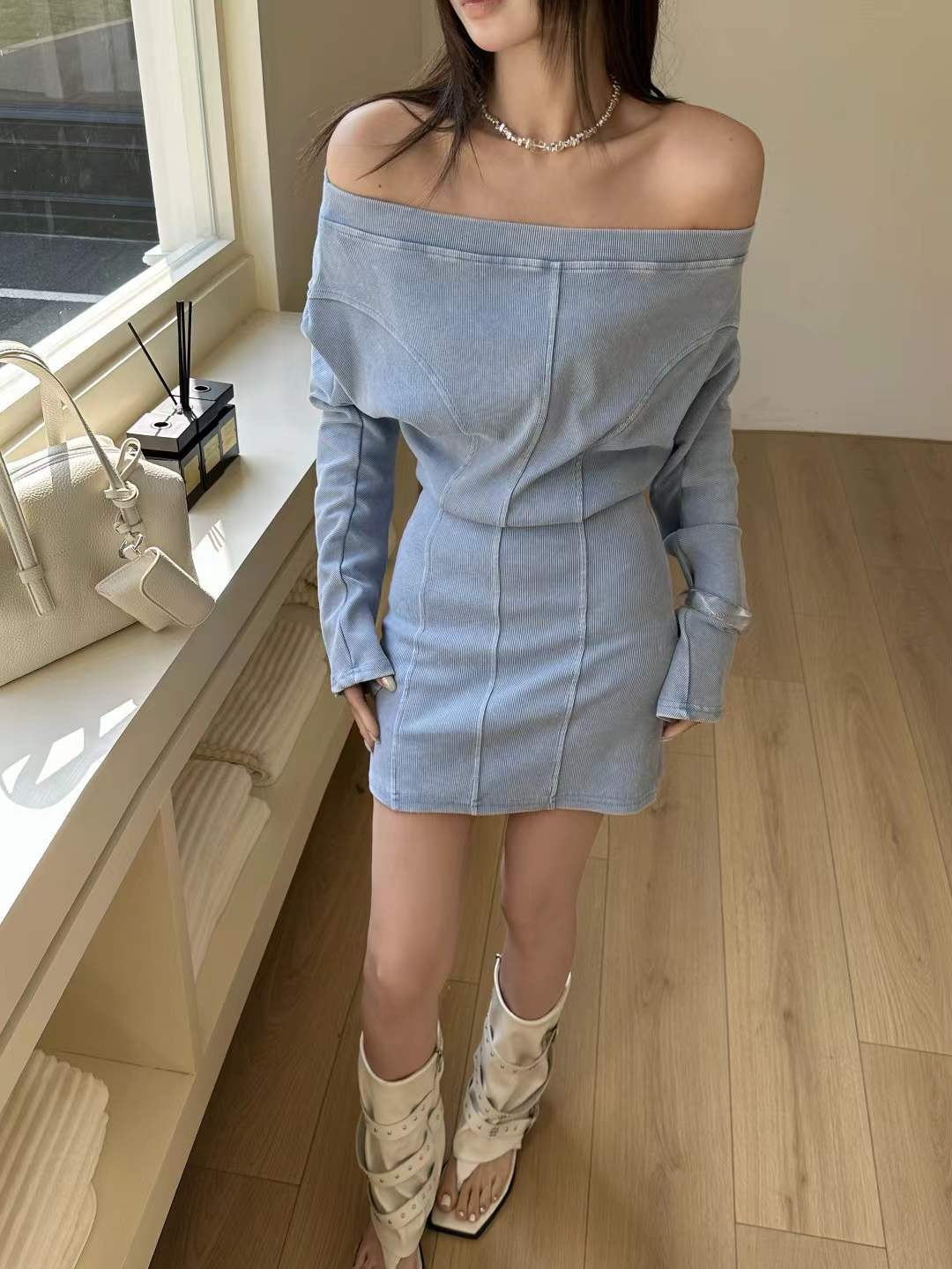 2026 Spring New Off-Shoulder Waist-Cinching Slimming Knitted Dress for Women with Unique Design Short Dress in Pure Desire Style