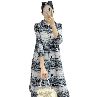 Miyake 2024 Summer New dress Women's Temperament High-end Fashion Casual Seven-sleeve POLO Collar Midi Dress