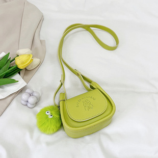 Niche Saddle Bag Маленькая женская сумка 2023 Весна Новая модная простая сумка через плечо Повседневная модная сумка через плечо для женщин
