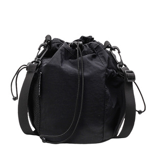 Drawstring Girdle New Casual Simple 2025 Trendy Nylon Commuter Fashionable Korean-style Crossbody Bucket Shoulder Bag for Women