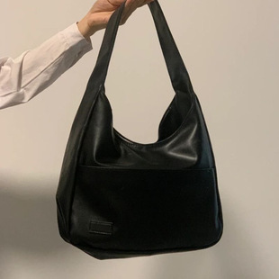 Large-Capacity Bucket Bag 2025 Spring and Summer New Soft Leather Tote Bag Work Clothing Versatile College Student Class Shoulder Bag for Women