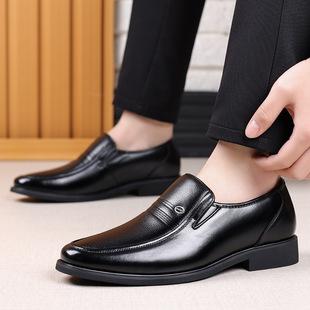 Leather shoes men's 2024 autumn business formal casual shoes a pedal plus size middle-aged father shoes a generation of hair