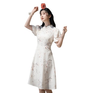 Новое летнее улучшенное элегантное платье Cheongsam в стиле ретро с вертикальным воротником и пряжкой для молодых девушек
