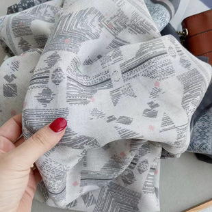 Cross-border high-grade gray new printed cotton and linen scarf fashion air conditioning shawl beach scarf vintage silk scarf wholesale women