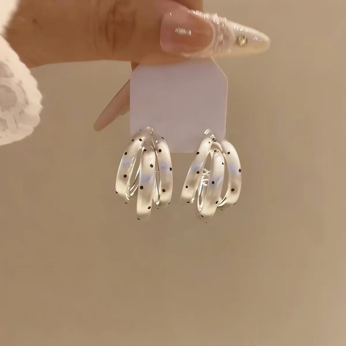 2026 New Retro Hong Kong Style Polka Dot Multi-Layer Silver Matte Earrings - Popular High-End Elegant Stud Earrings for Women