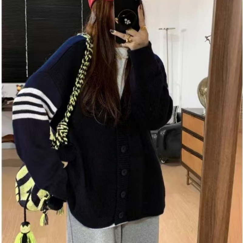 Source Knitwear Factory: College-style striped knitted cardigan for women, black, oversized, casual sweater