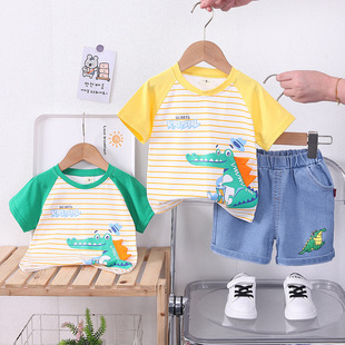 2023 summer new male baby crocodile striped short sleeve suit boys leisure sports trendy cool set of a generation of hair