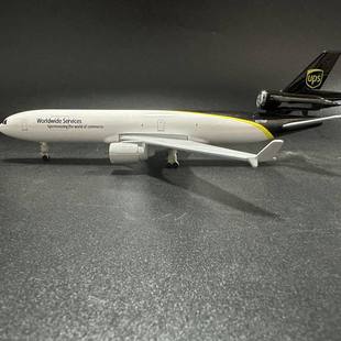 Mcdonnel MD11 Aircraft Model American Airlines Dutch Thailand Passenger Aircraft Artificial Alloy Aircraft Model with Wheels Gift Ornaments