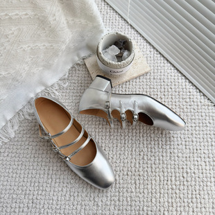 Mary Jane red shoes lolita thick high heel women's shoes 2024 new one-strap Hepburn style French style single-layer shoes women's wedding shoes