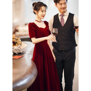 Toast Clothing 2024 New Wine Red Dress Usually Wear Velvet Long Sleeve Bride's Long Evening Dress