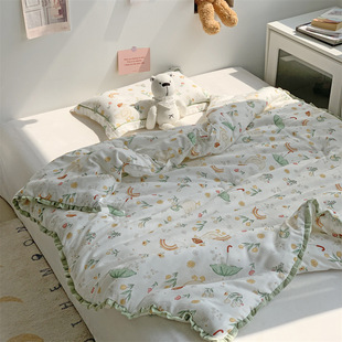 Autumn and winter warm children's bamboo cotton fiber spring and autumn quilt cute infant close-fitting soft glutinous winter quilt student single quilt core