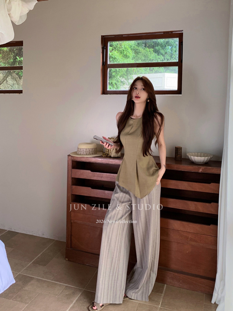 Summer Women's Suit in Old Money Style, Round Neck Waist-Cinching Top, Sleeveless Vest, Elegant Versatile Striped Casual Pants Two-Piece Set
