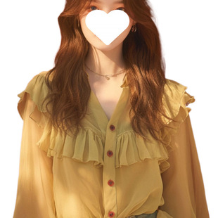 2025 Early Autumn New Explosions Niche Chic High-end Korean Age-reducing Yellow V-neck Top