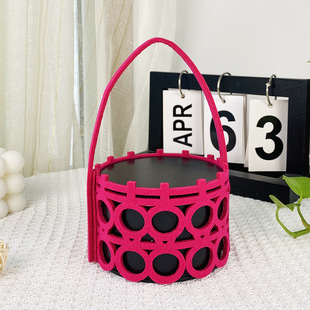 2024 New Chinese Felt Happy Basket Hollow Handbag Wedding Accompanying Gift Candy Box Double Happiness Return Gift Basket
