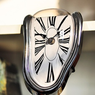 Creative seat-type twisted clock melting clock table corner clock Roman digital clock right angle retro deformation space-time clock