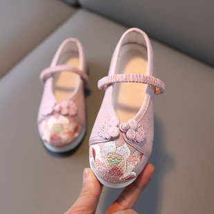 Qipai children's new children's old Beijing cloth shoes girls' embroidered shoes baby handmade cloth shoes girls' ancient costume shoes Han