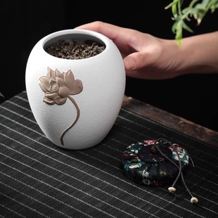 Tea Can New Chinoiserie Ceramic Large Sealed Can Household Tea Storage Can Moisture-proof Home Black Pottery Kung Fu Tea Set Accessories