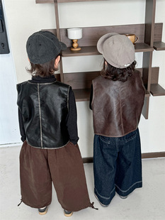 24Q56 Leather Vest