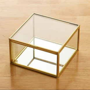 Wholesale European-style Transparent Glass Jewelry Box Anti-oxidation Jewelry Box Vintage Jewelry Display Crystal Desktop Storage Box