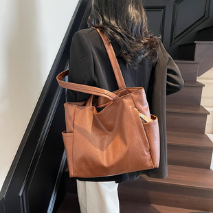 Fashion Artistic Large Capacity Crossbody Bag 2025 New Simple All-match Lightweight PU Bag Women's Casual Shoulder Bag