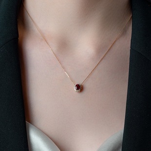 925 Sterling Silver Plated 18K Gold Ruby Necklace Exquisite Retro Simple All-match Elegant High-grade Pomegranate Zircon Pendant