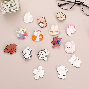 ins cute Japanese creative acrylic brooch cartoon cute rabbit badge pendant girl bag accessories pin
