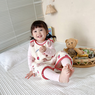 Children's sleeveless flannel sleeping bag baby boneless anti-kick quilt spring and autumn baby boys and girls vest-style warm pajamas