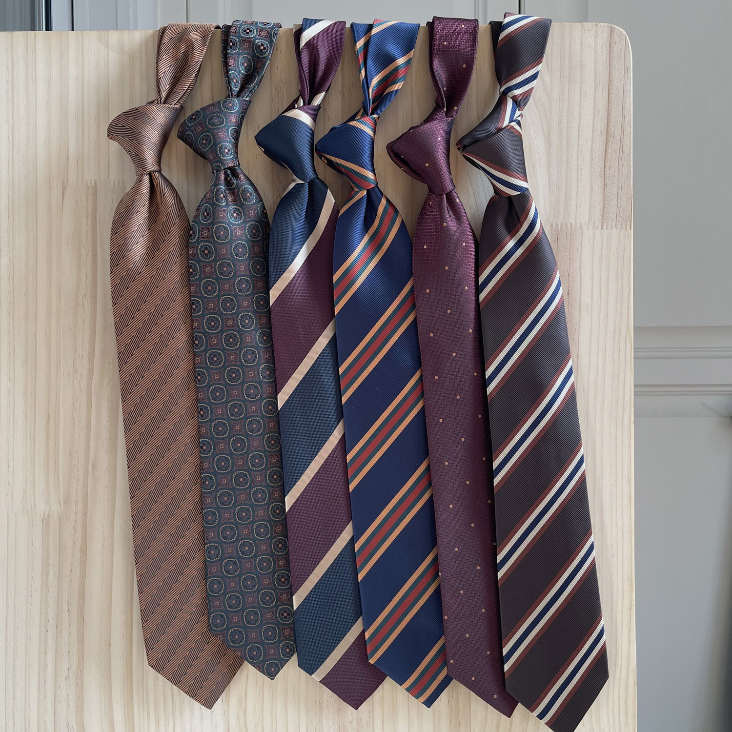 8cm Hand Tie Tie Men's Formal Business Suit Wedding Cashew Striped Wine Red Curry Groom Tie