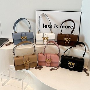 Women's Bag, Add a Touch of Brightness to Your Fashion, Suitable for Commuting and Casual Wear