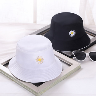 Hat men and women GD Korean wave student fisherman hat female summer all-match street double-sided Japanese basin hat small daisy wholesale