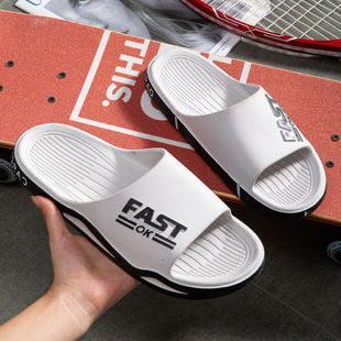 Summer Slippers Men's Outdoor Fashionable Indoor Home Non-slip Bathing Non-stinky Feet plus size Men's Couple Slippers Women's Slippers