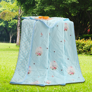 Summer Cool Quilt Class A Maternal and Infant Grade Washable Quilt Gift Quilt Summer Quilt Air-conditioning Quilt Thin Quilt with Gift Box Accompanying Gift